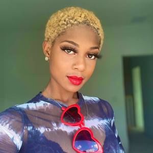 Meet your Posher, Paris